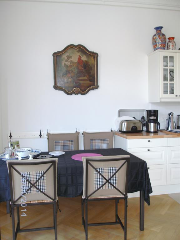 Ferienwohnung Villa Fiedler ドレスデン 部屋 写真